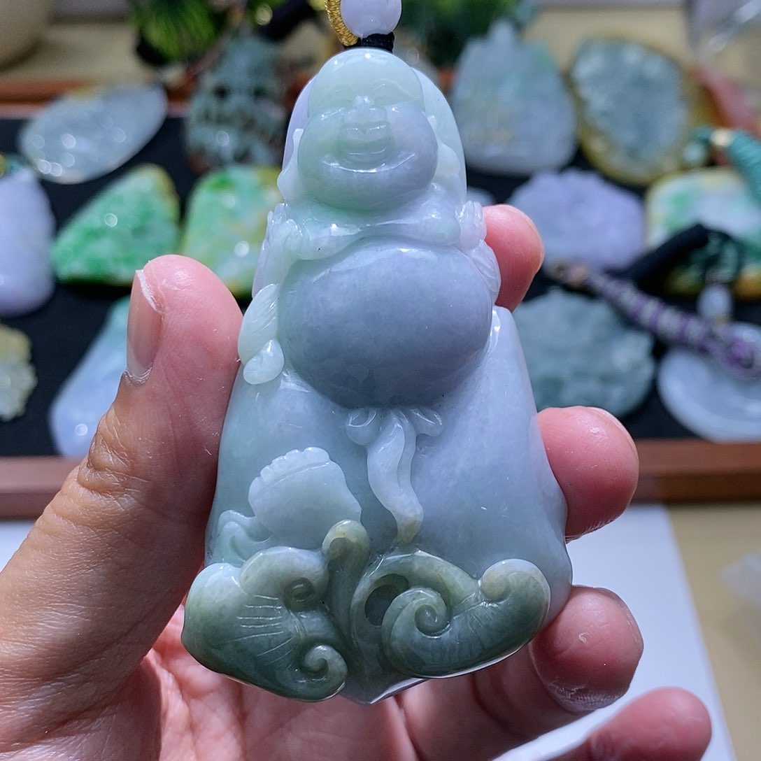 【闪购商品】翡翠颈饰未镶嵌站佛