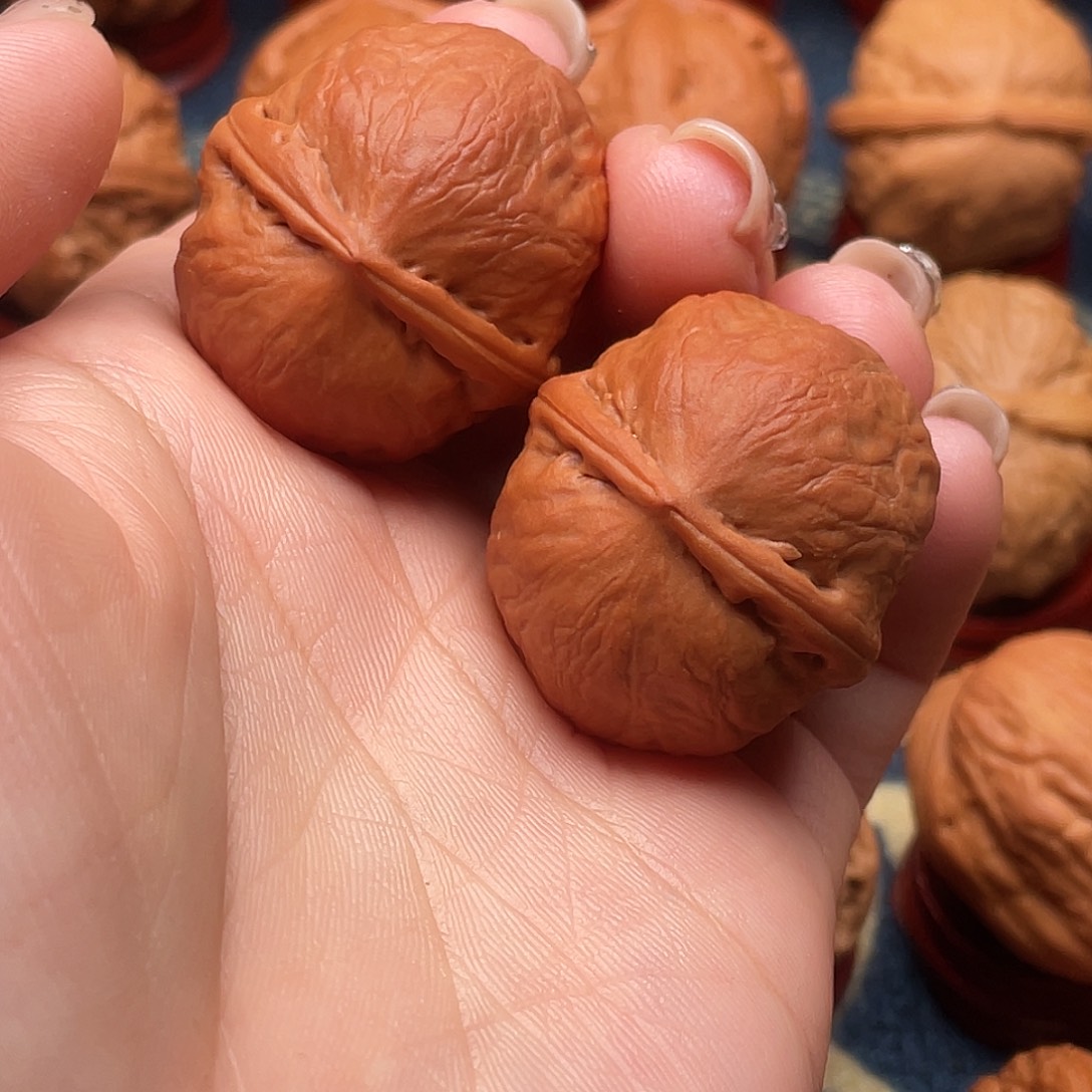 把件文玩核桃精品龙胆