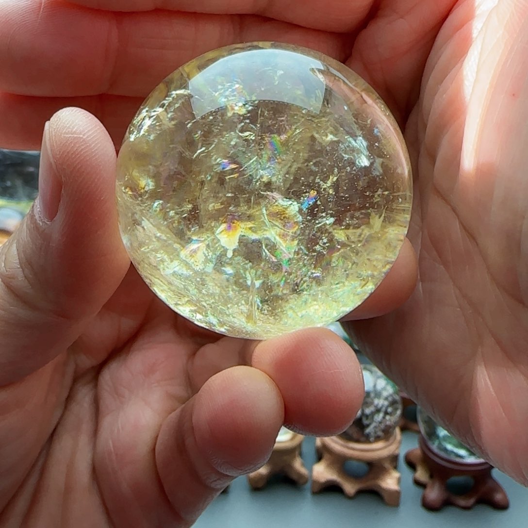 水晶水晶球未镶嵌