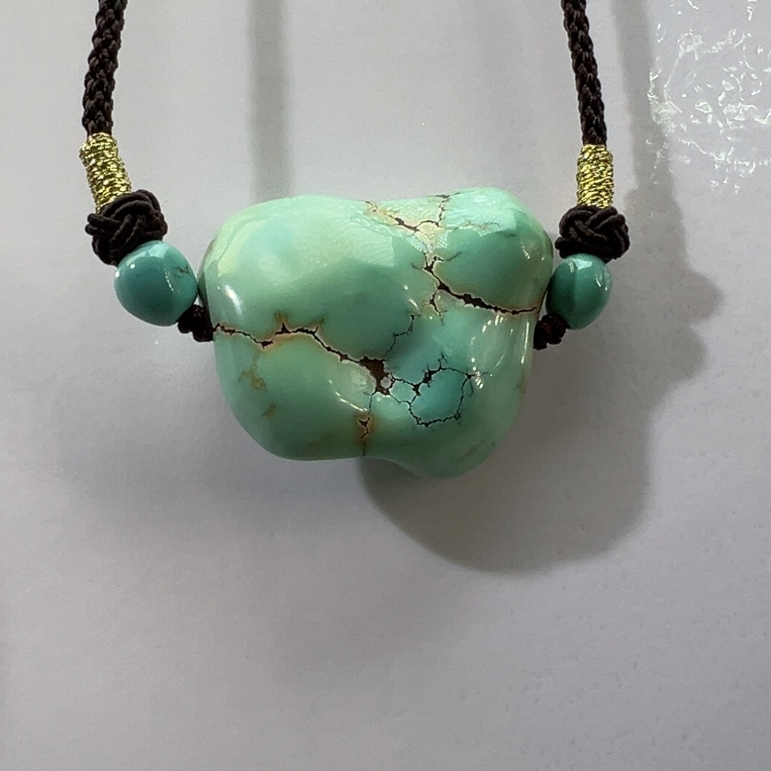 绿松石未镶嵌挂件