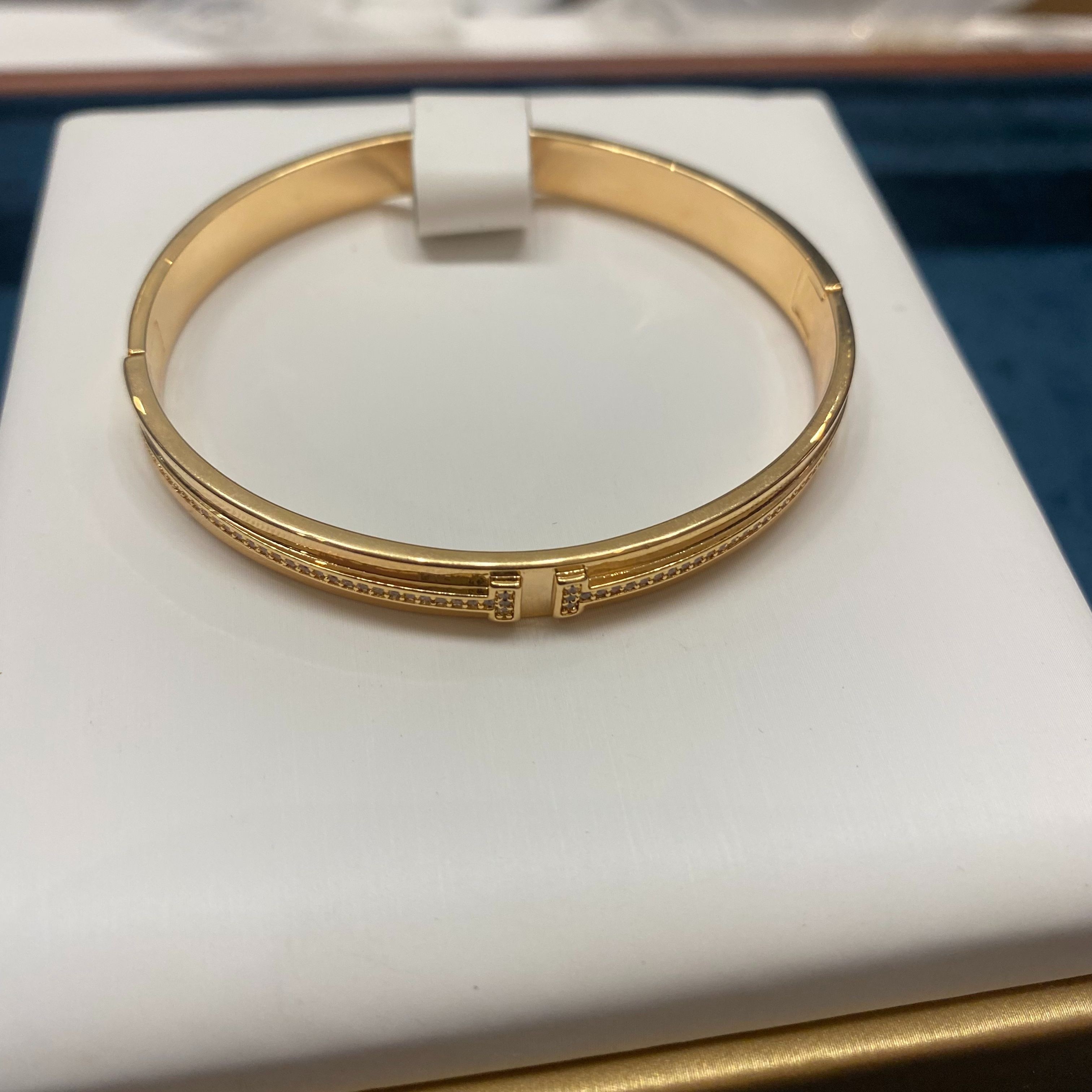 合金合成锆石手镯 镀K金 双T微镶手镯 ZF-C511