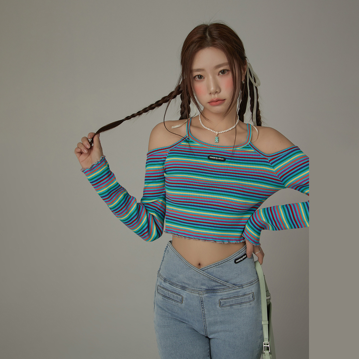 D031【金拐子专属】CHUU圆领露肩条纹设计短款修身T恤-F