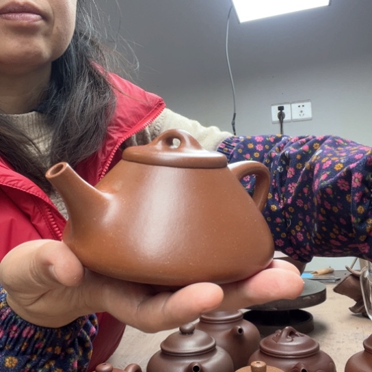 紫砂茶壶降坡泥石瓢