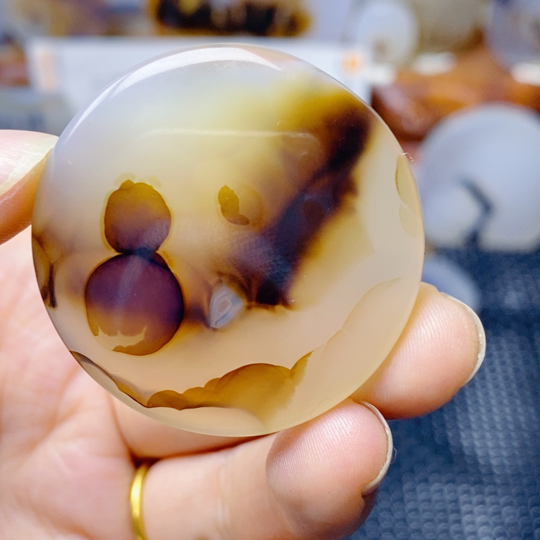 玛瑙/玉髓未镶嵌珠宝奇石