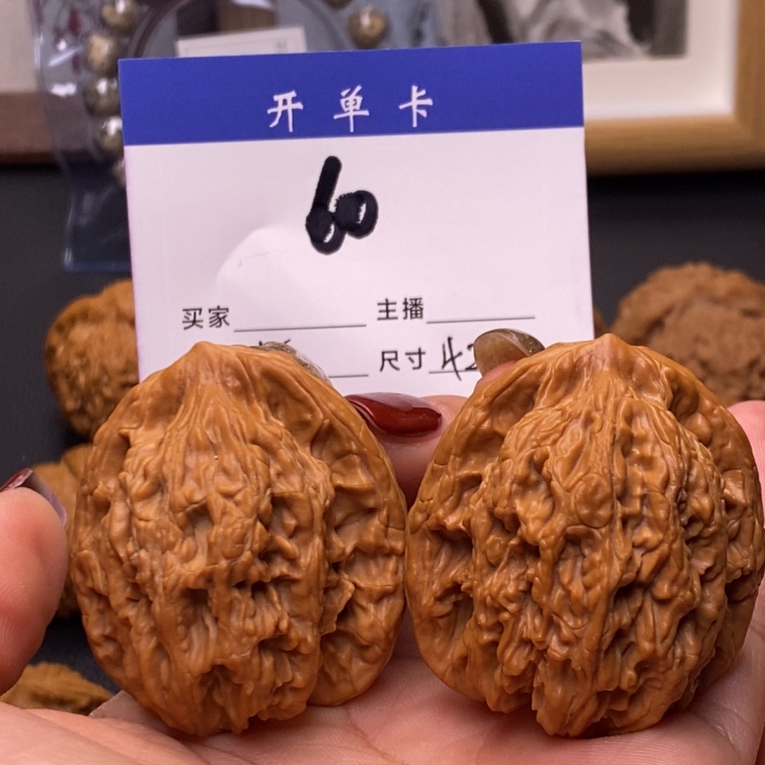 桃核吊坠虎头42无刀痕s