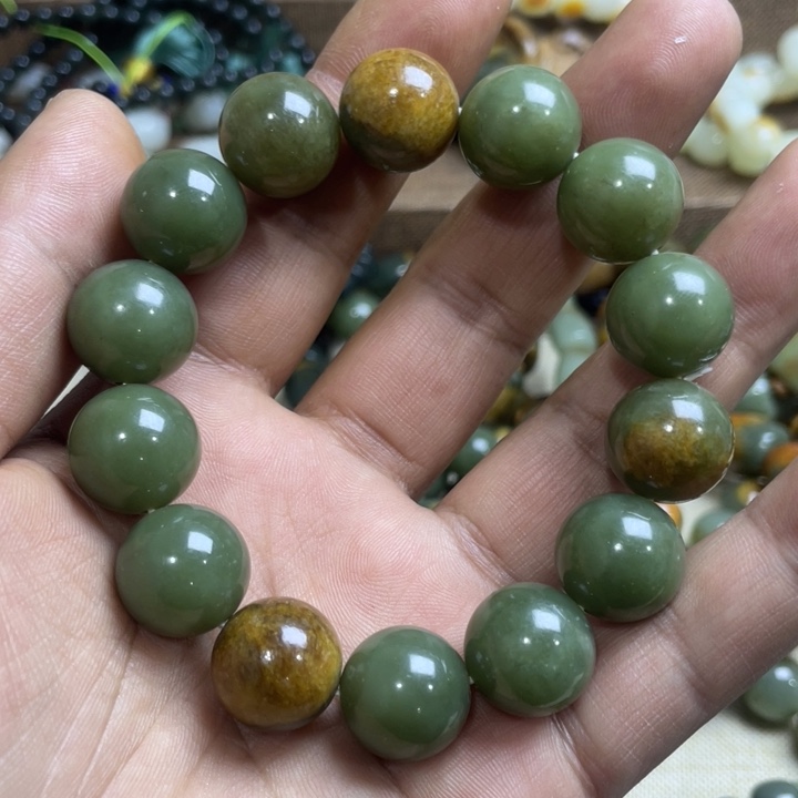 和田玉项链未镶嵌