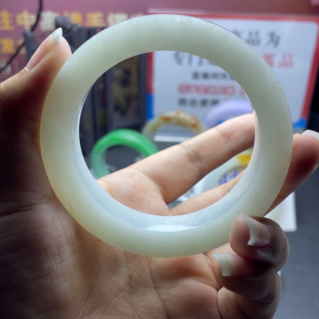 用***7定制翡翠未镶嵌缅A翡翠多样性发一翡翠