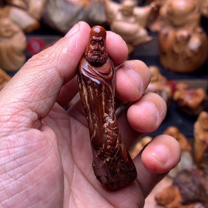 柏木（崖柏）崖柏陈化料手把件