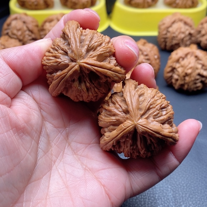 时***景文玩核桃把件41尺拼接工艺品白奔