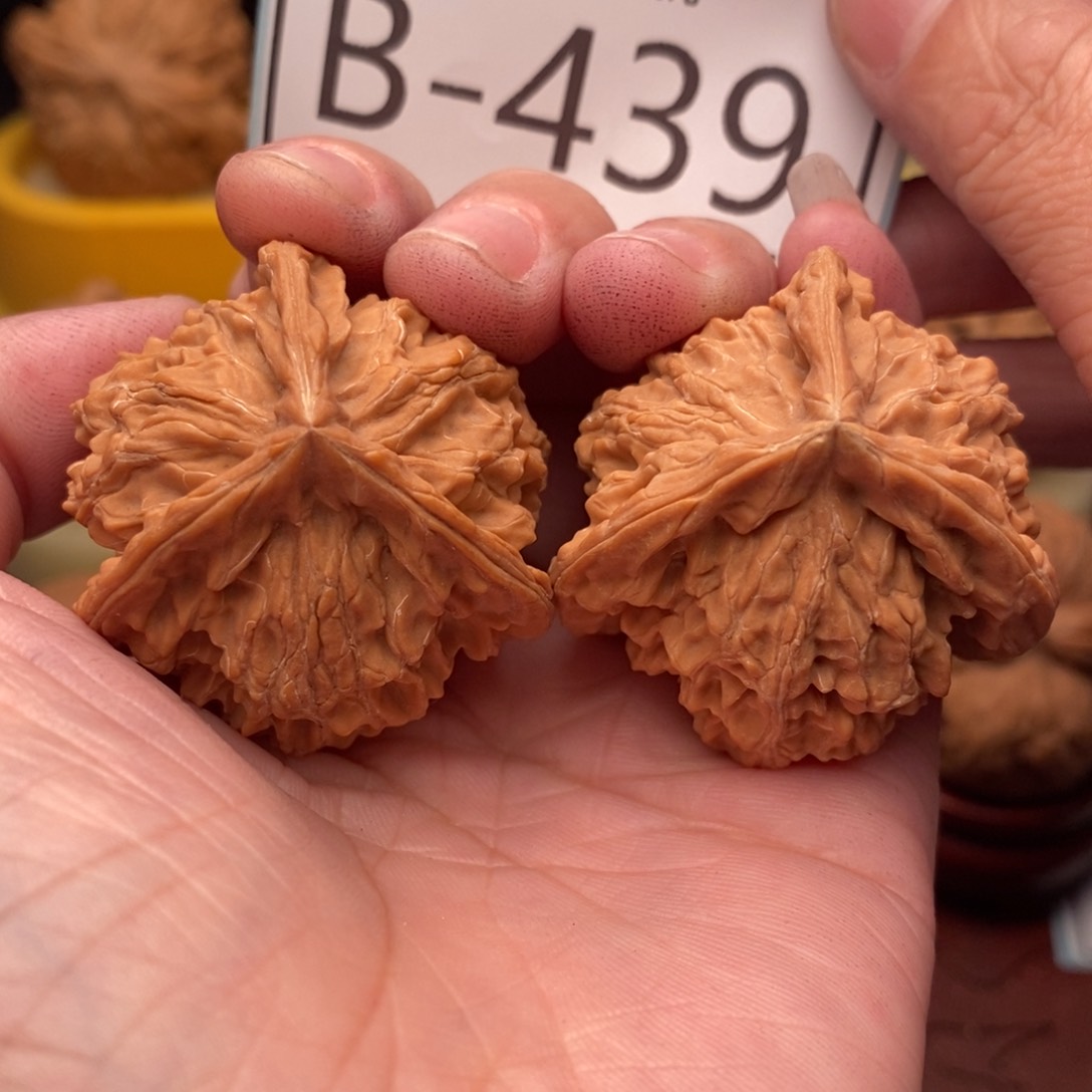 文玩核桃把件正奔39