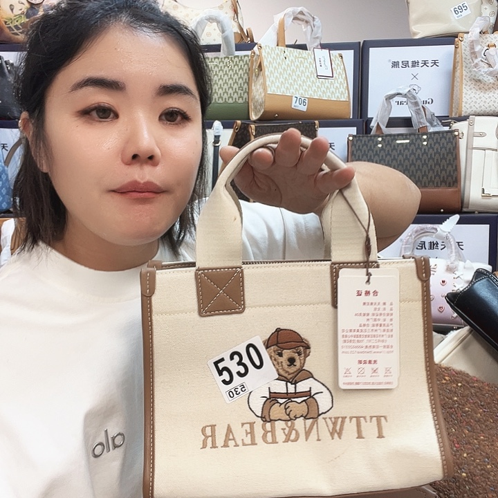 喵***）PVC包包包包包包包包吧