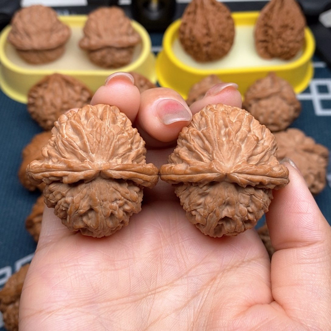 吊坠文玩核桃白狮子39.