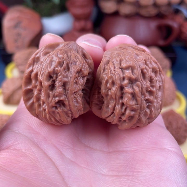 吊坠文玩核桃泰山石半壁