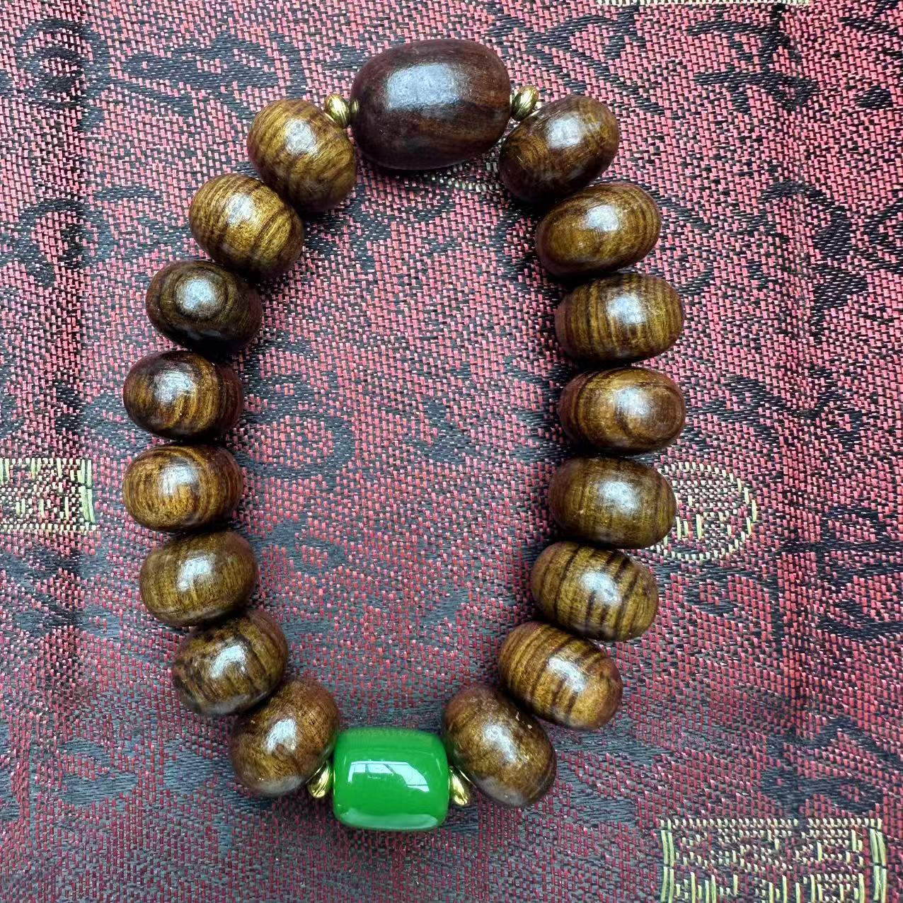 （开总文玩）天然沉香木串188