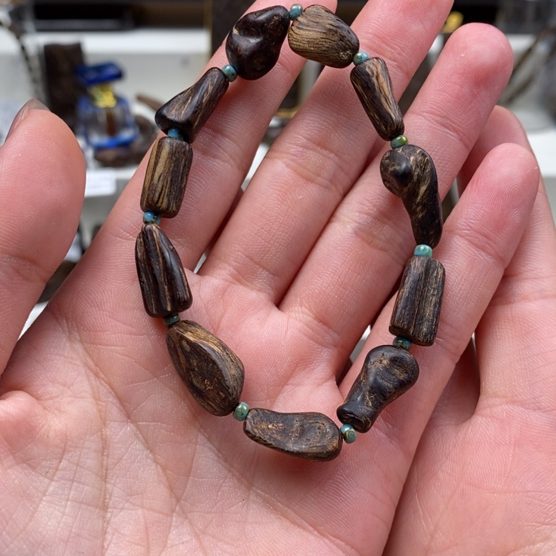 沉香手串达拉干留疤手串