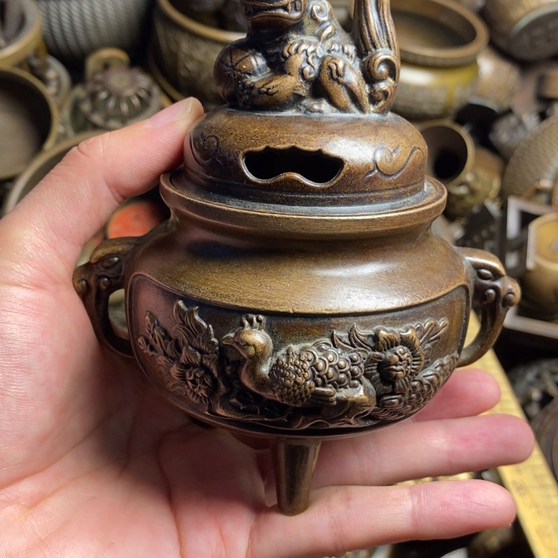 精美铜器做工精良