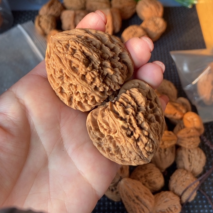 吊坠猴头核桃摩***643南疆