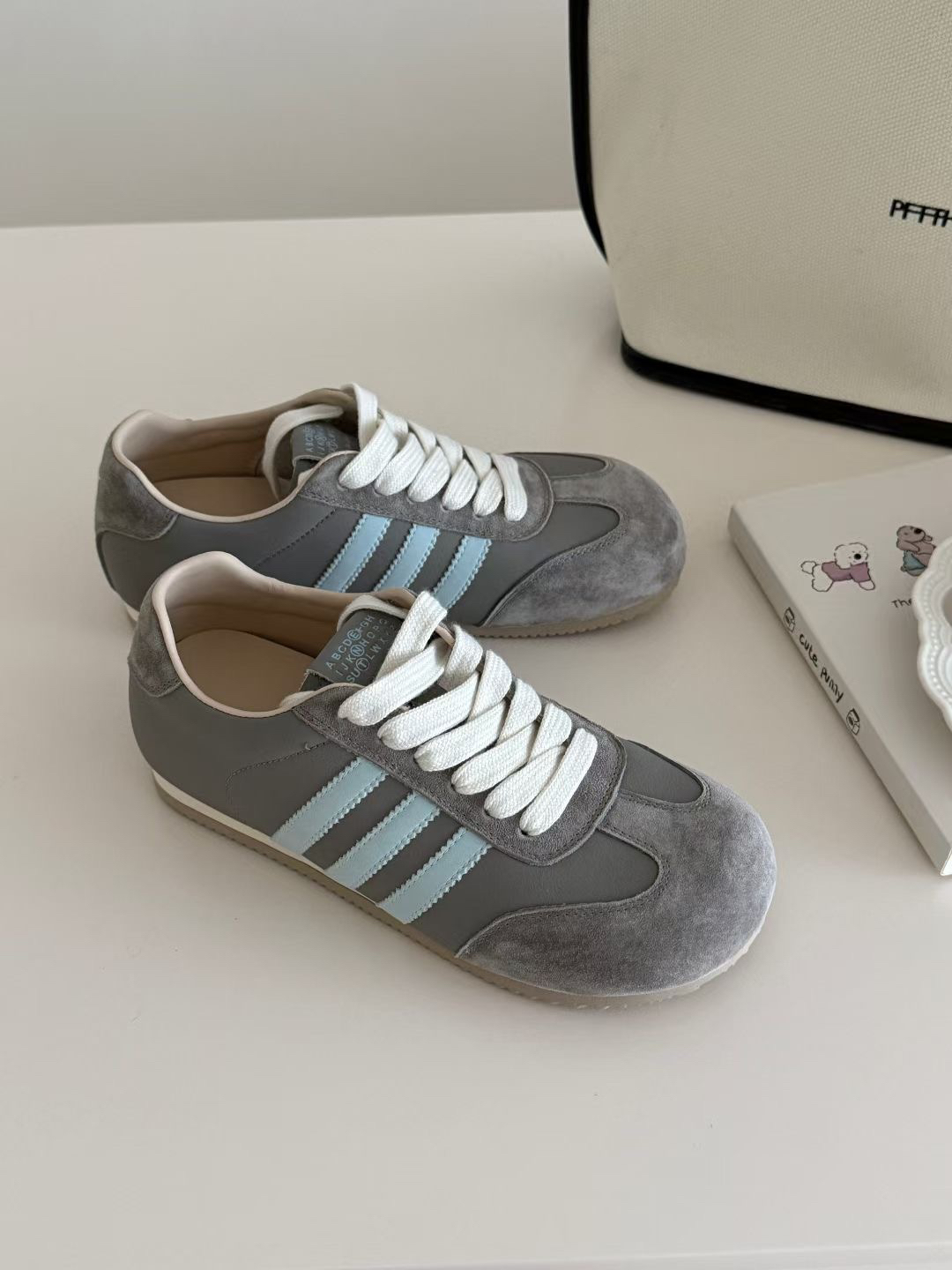 2025春季新品芒果头休闲德训鞋