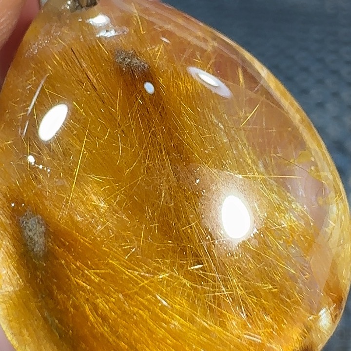 未镶嵌颈饰水晶我****媚