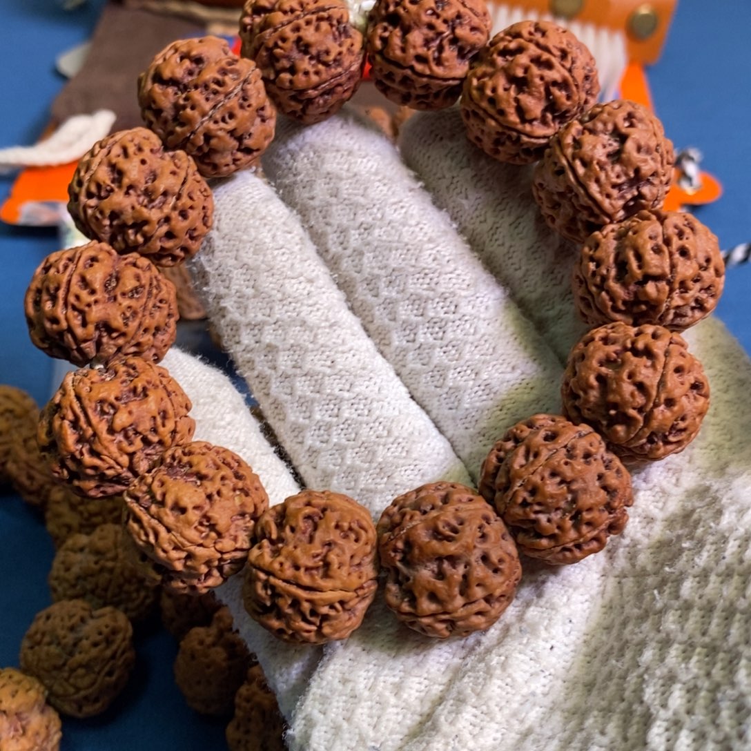 红***黑手串金刚菩提23mm