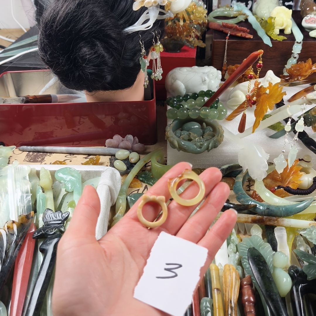 蛇纹石玉发饰合金