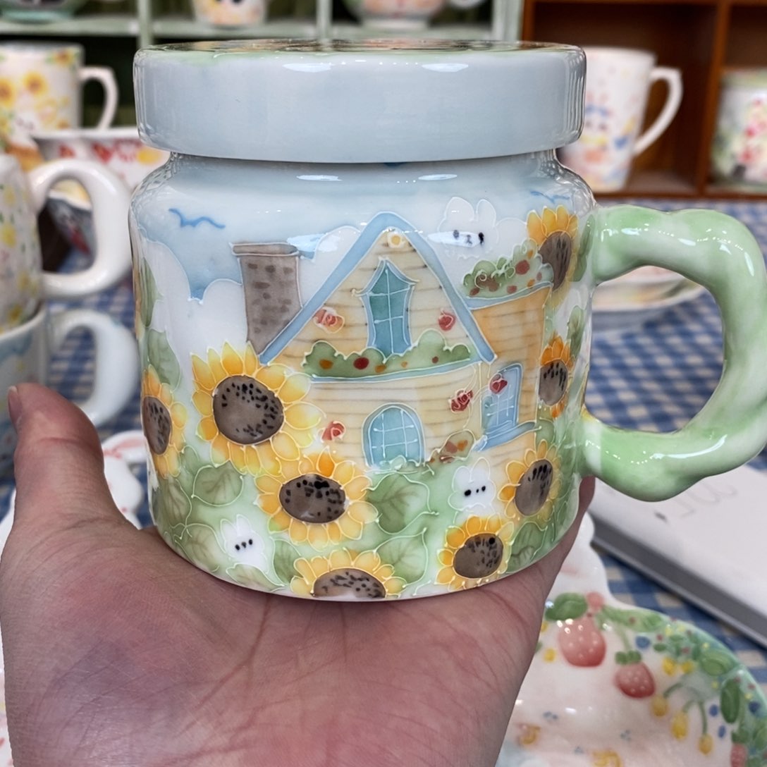 瓷片精***?向日葵兔子马克杯