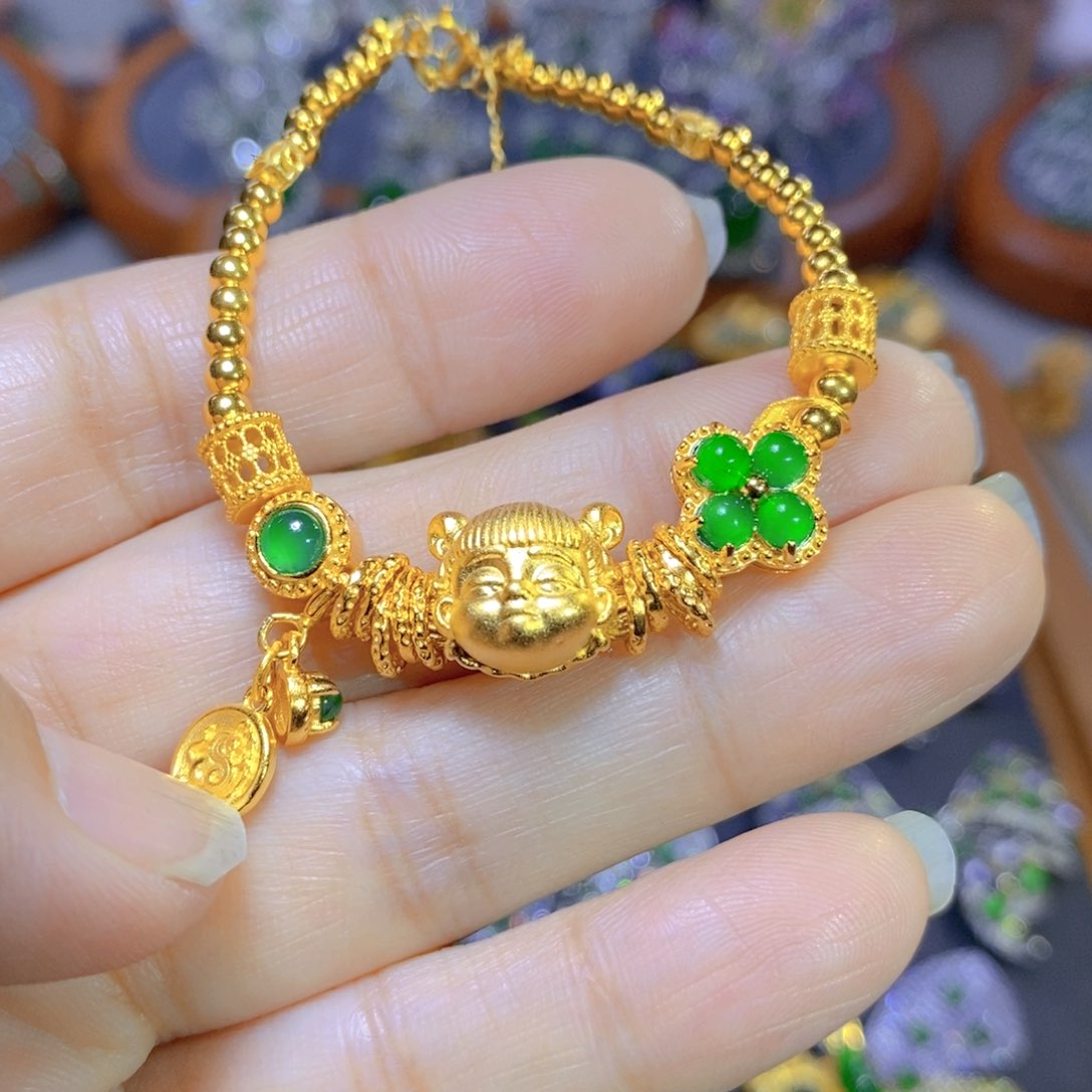 翡翠颈饰银S925镶嵌天然翡翠