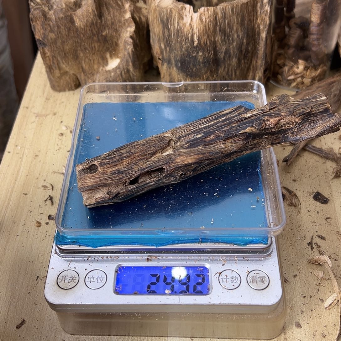 香料绿奇楠虫漏24克白棋