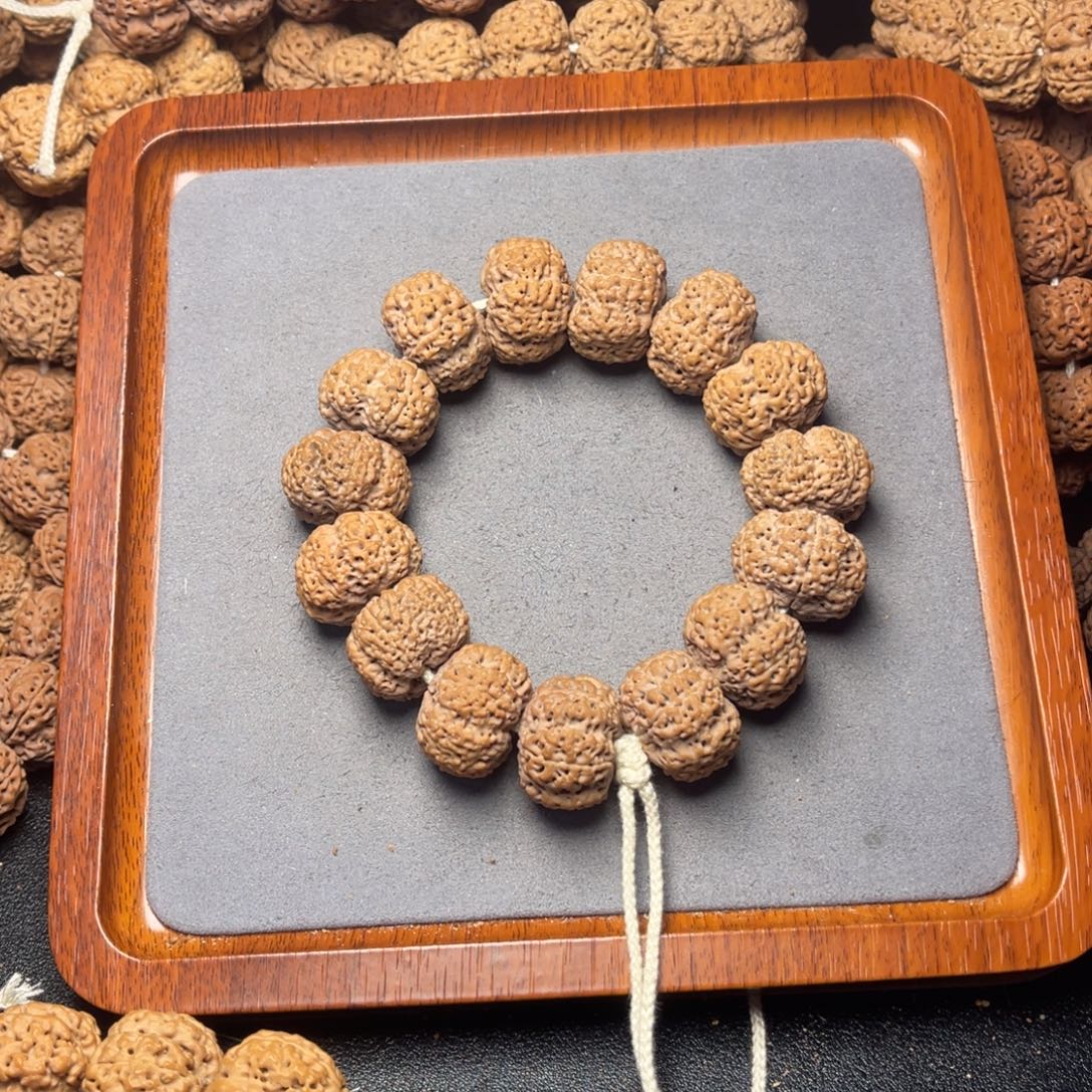 大***哥菩提籽类32金刚菩提微夹菠萝蜜24