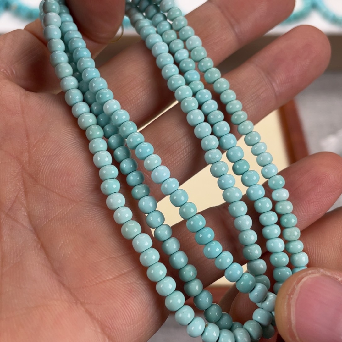 绿松石未镶嵌颈饰