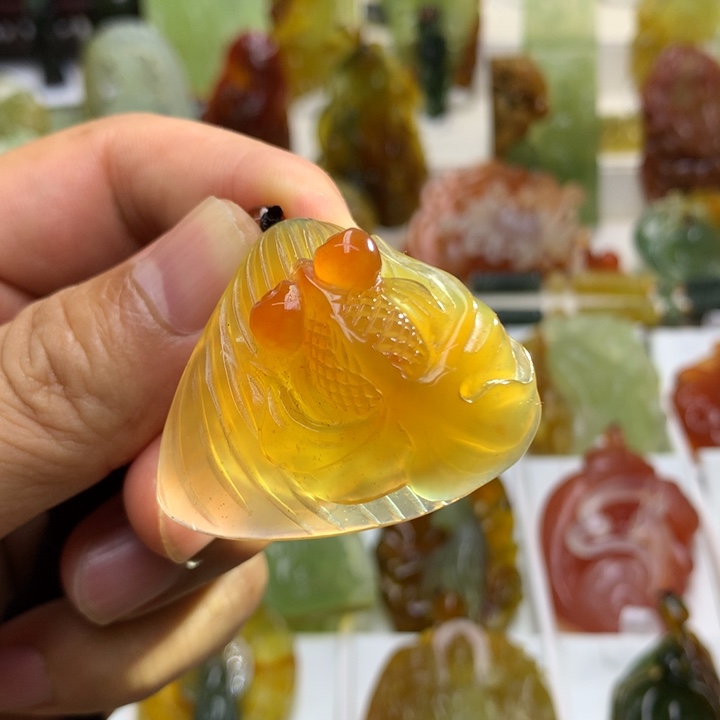 蛇纹石玉未镶嵌珠宝半成品
