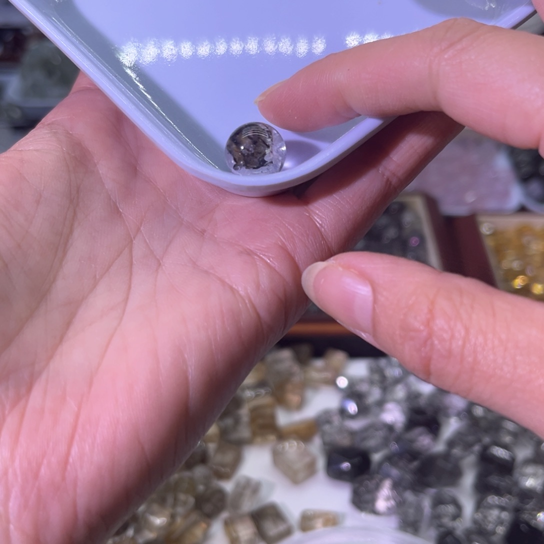 未镶嵌珠宝半成品水晶Y*?18通孔