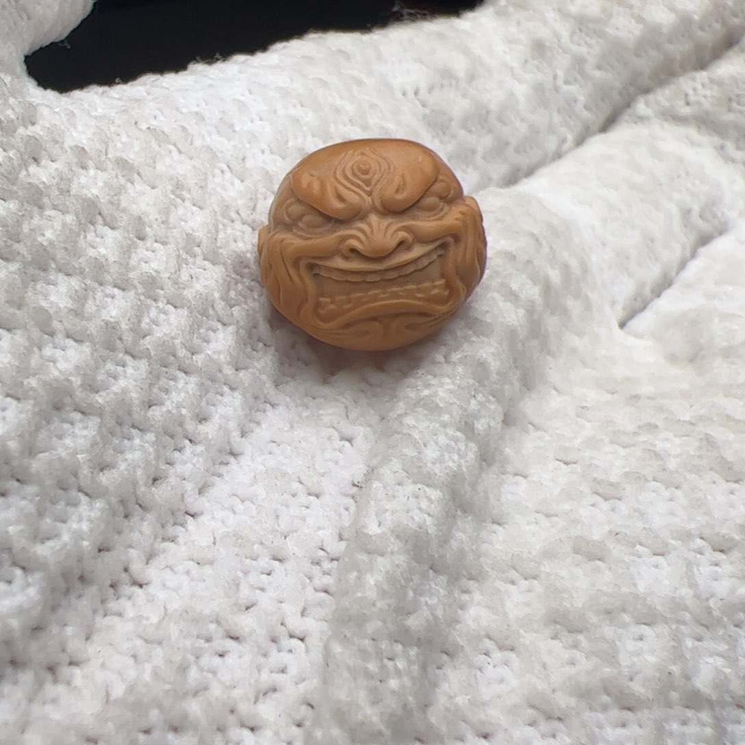 猴头核桃手串抓钱僧