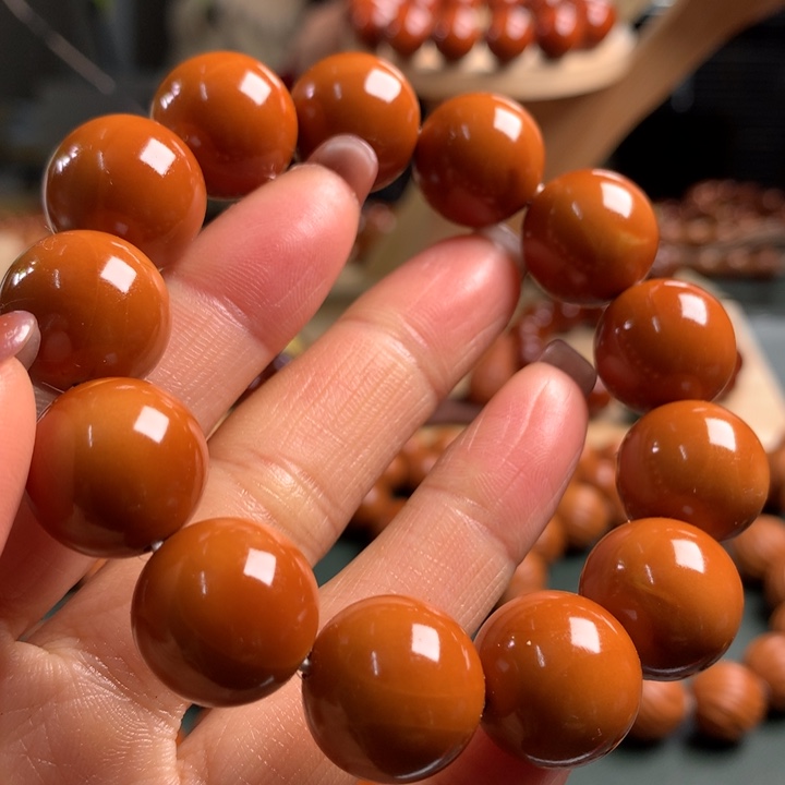 橄榄核手串1:6➕水晶，超小孔