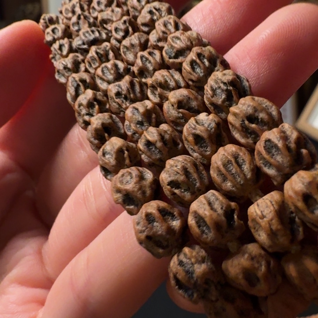 紫***富柏香籽/百香籽吊坠