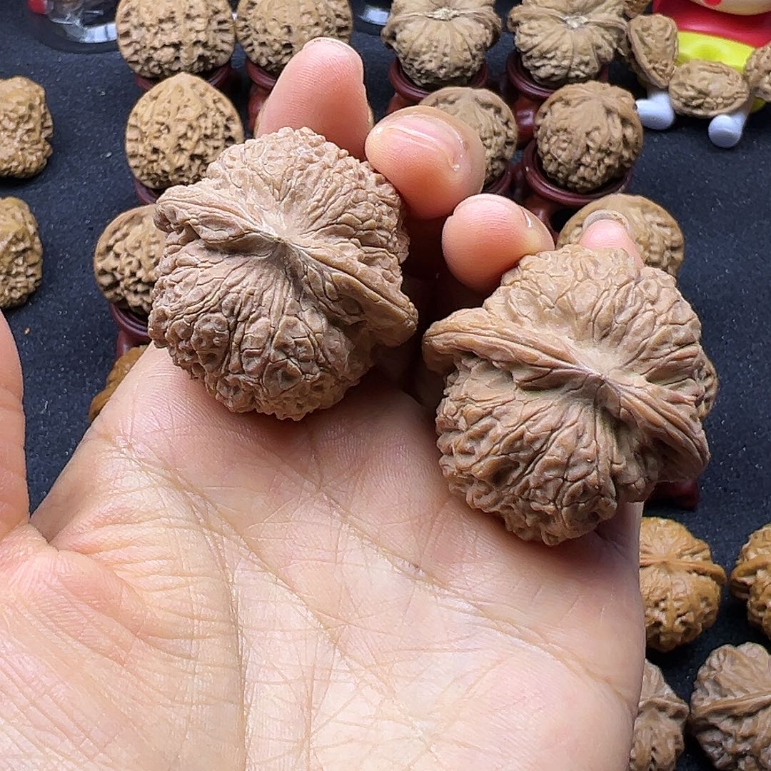 吊坠文玩核桃血麒麟39