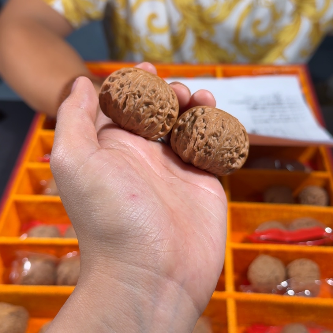 文玩核桃把件220号37mm铁锤妹妹