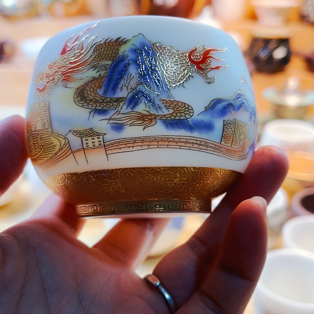 杯z r b z r b z r v