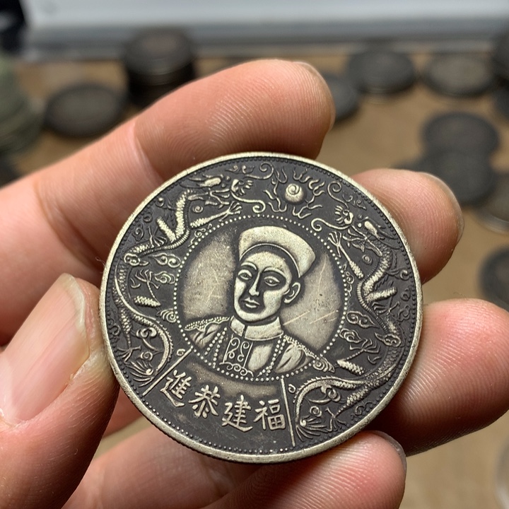 陶直接去拍大头龙洋