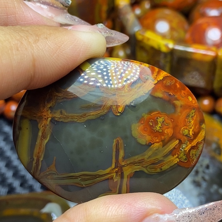 玛瑙/玉髓颈饰未镶嵌沃*