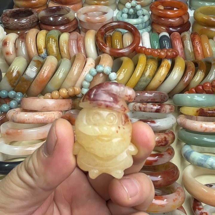 石英质玉手牌未镶嵌