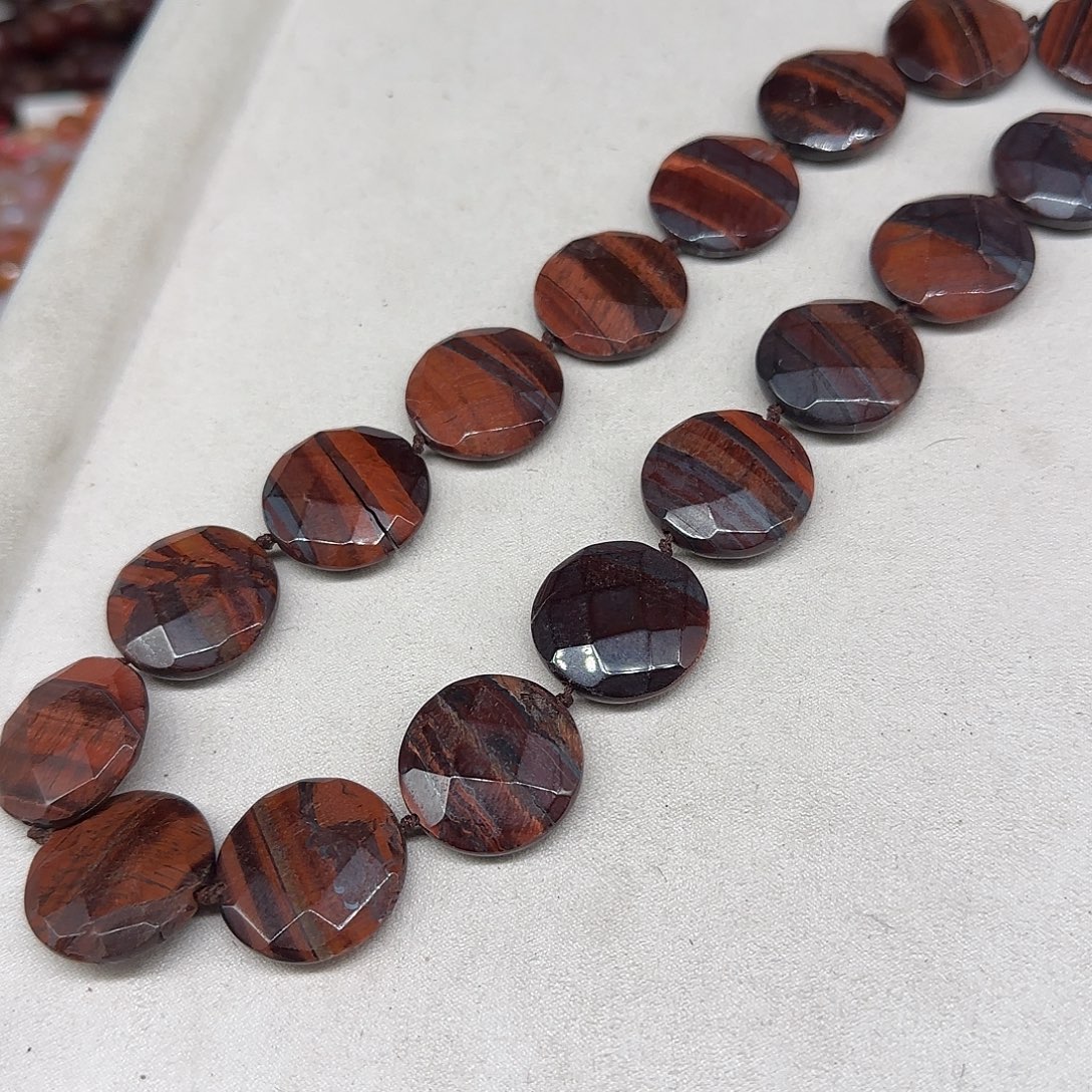 玛瑙/玉髓合金珠宝半成品红虎眼项链一条