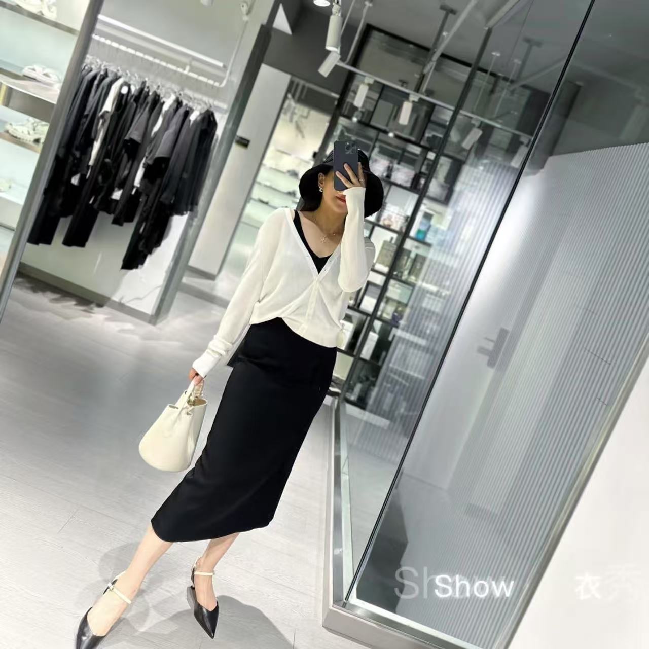 【轻奢•Y叙】NN685-时尚女装设计感针织衫气质显瘦