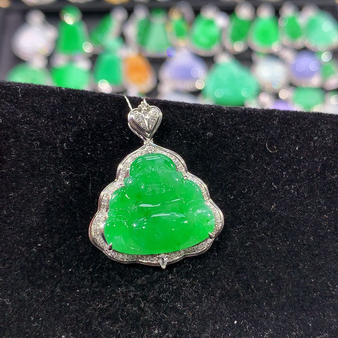 @***～翡翠18K金镶嵌颈饰