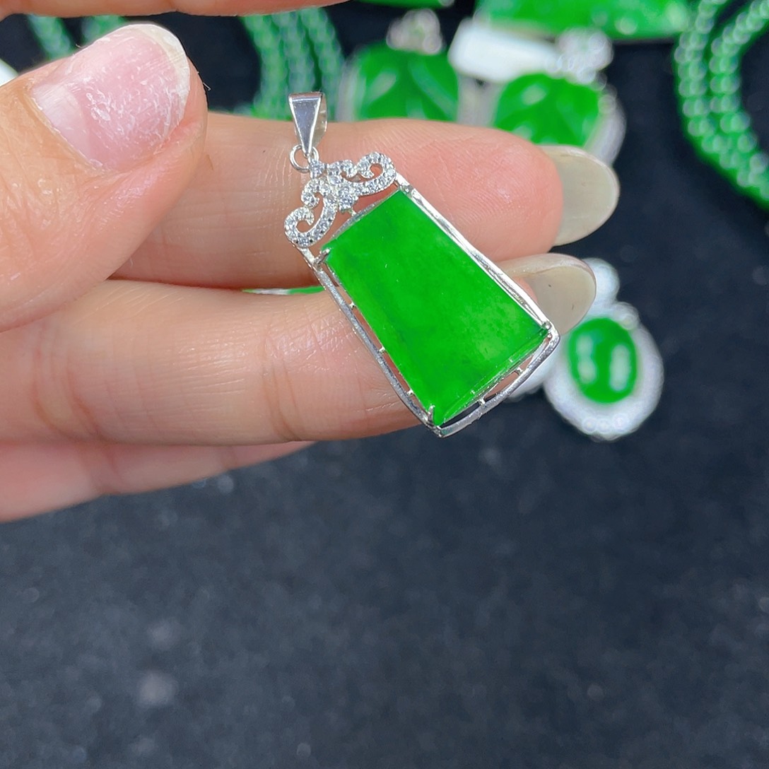 翡翠吊坠(不含链)银S925镶嵌