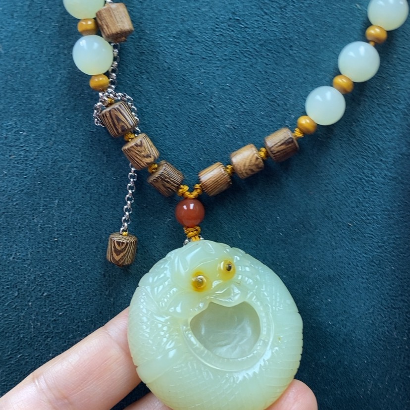 【闪购商品】蛇纹石玉吊坠未镶嵌