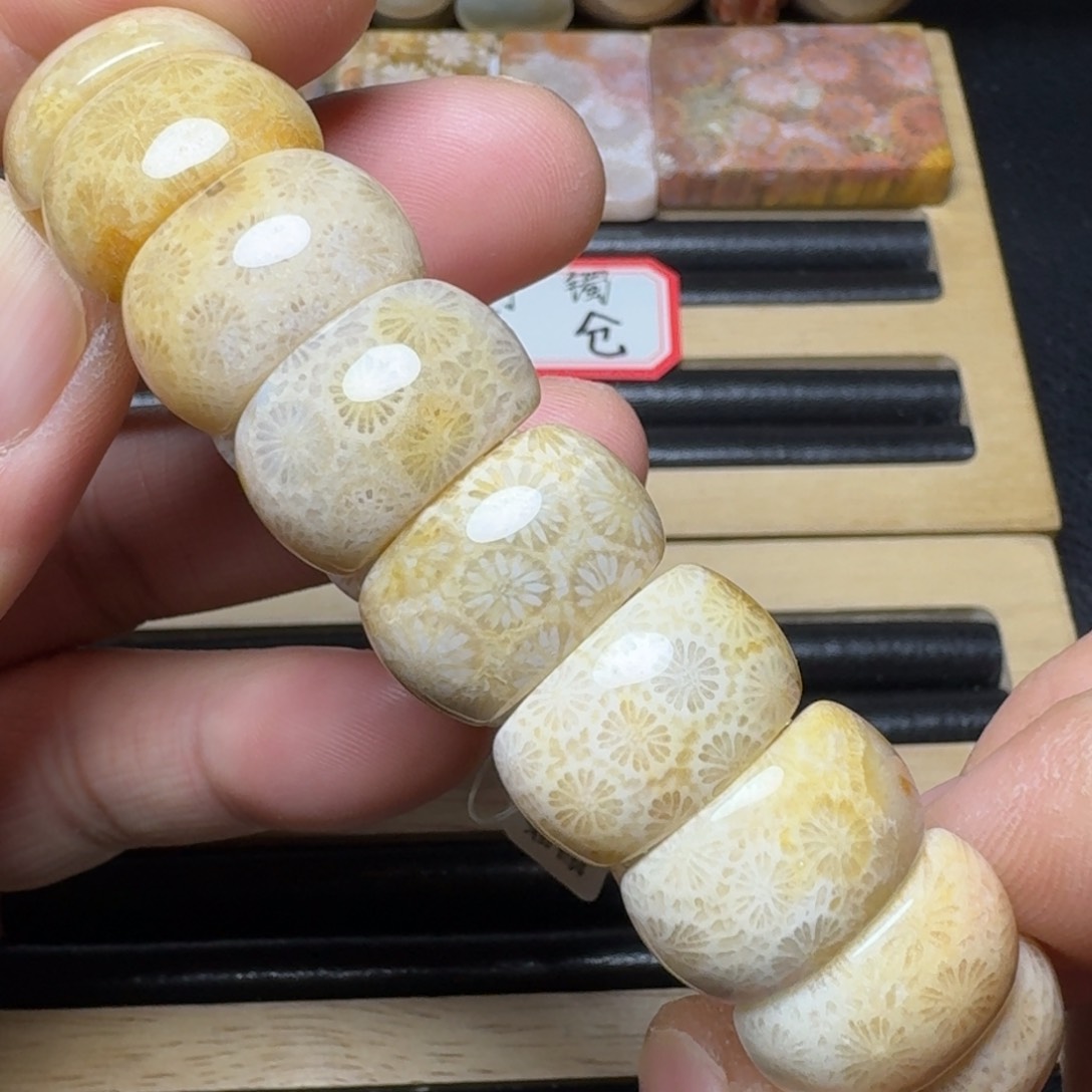 硅化玉纯天然色有机玉石未镶嵌