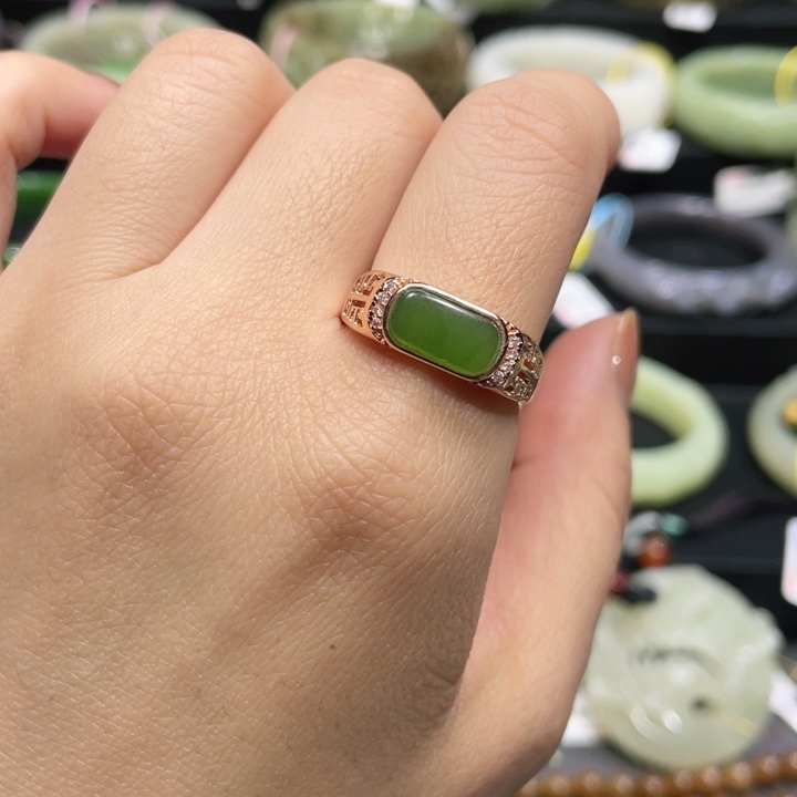 和田玉手镯59+圈口 编号2未镶嵌