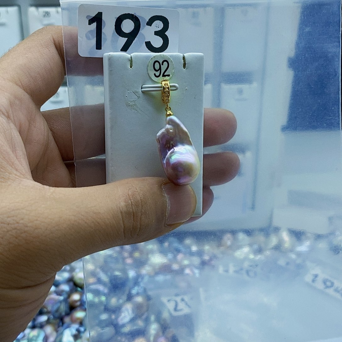 淡水珍珠合金颈饰