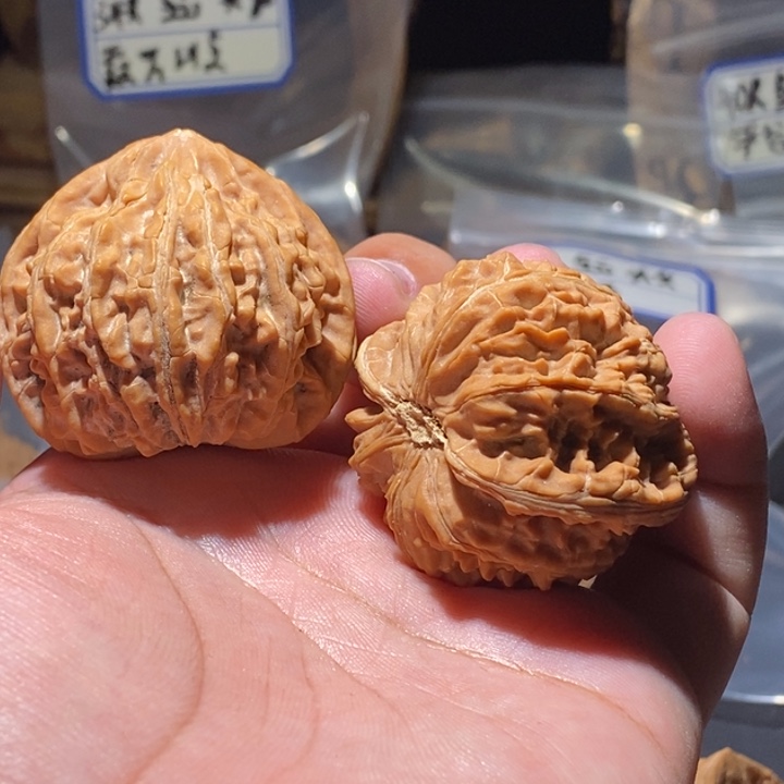 象***了文玩核桃吊坠43全品文山